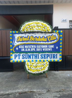 Papan Bunga Duka di Mamboro Barat