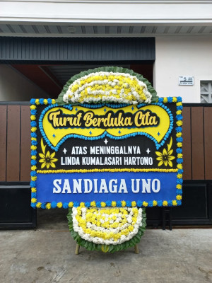 Papan Bunga Duka di Mamboro Barat